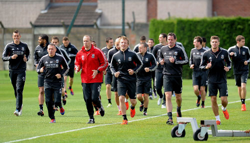 亚冠二级战报：布伦纳帽子戏法，南定绿钢9-0狂胜东方（亚冠二级联赛战报：布伦纳戴帽，南定绿钢9比0横扫东方）