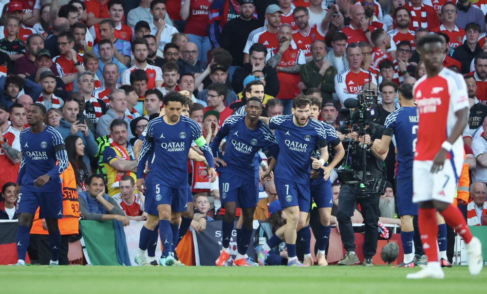 瓦伦西亚本赛季西甲仅3胜 排名倒数第二！（瓦伦西亚本季西甲仅取3胜，联赛倒数第二）