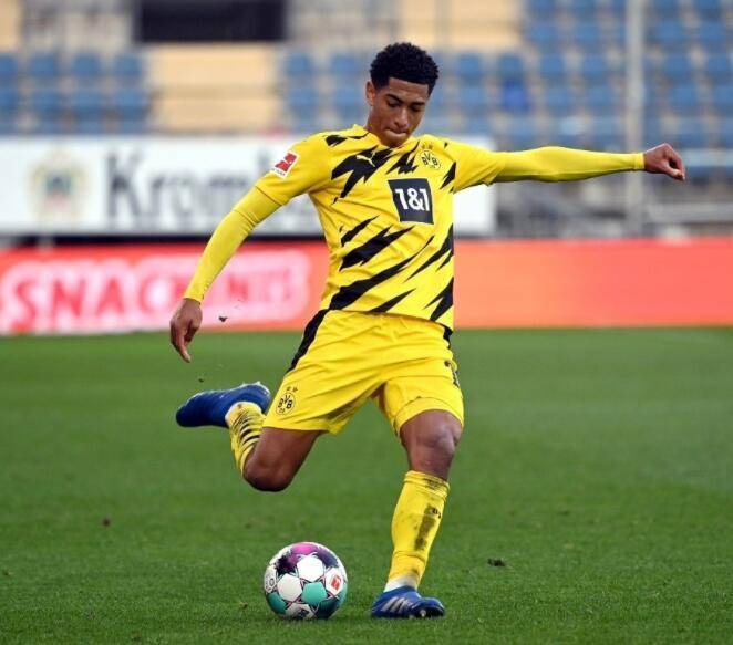 前锋头球破门，头球能力被放大关注