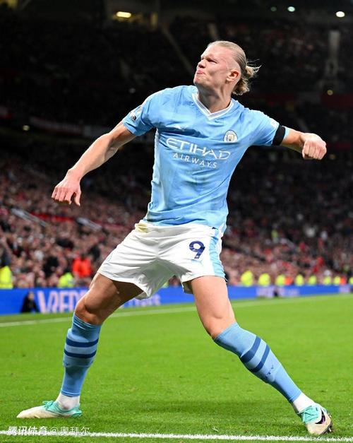 超越老穆勒！凯恩成为德甲历史上最快达成十次帽子戏法的球员（凯恩破老穆勒纪录，成德甲最快达成10次帽子戏法者）