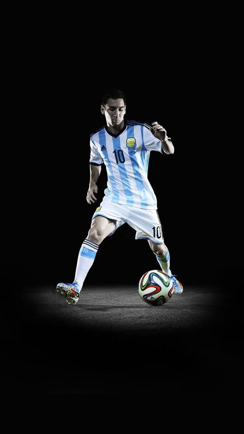 多特蒙德球迷挂横幅，反对海外比赛并攻击西甲高层