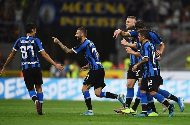 记者：张琳芃大概率还要再坚守一年，发挥老队员传帮带