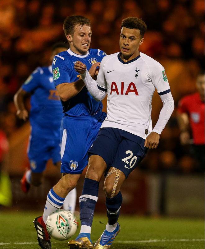 葡超前瞻：埃斯托里尔迫近降级区，布拉加近7战揽获6胜（葡超展望：埃斯托里尔逼近降级线，布拉加近7战6胜势头强劲）