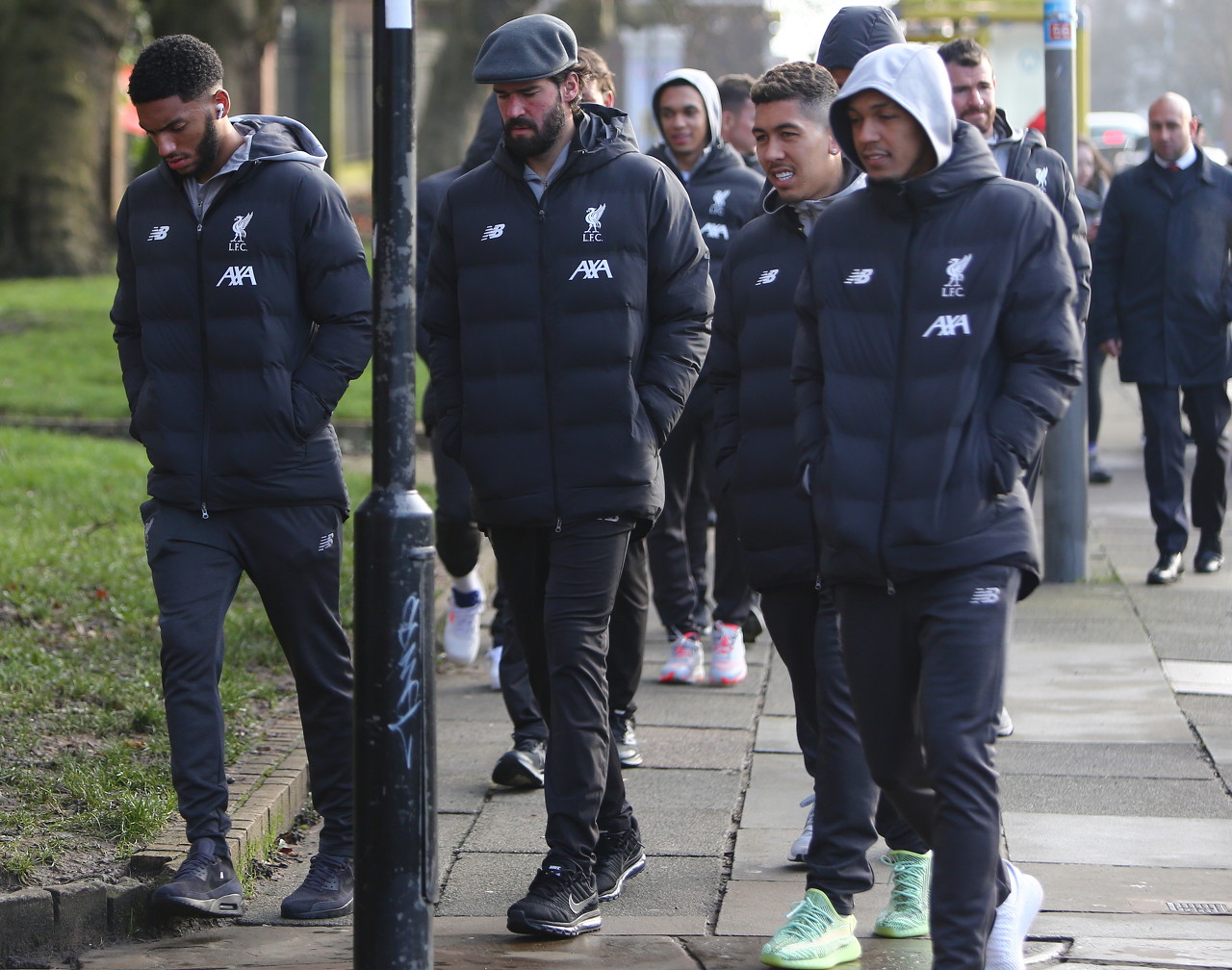 乌姆蒂蒂忆18世界杯半决赛：向比利时球迷道歉，你们队很出色