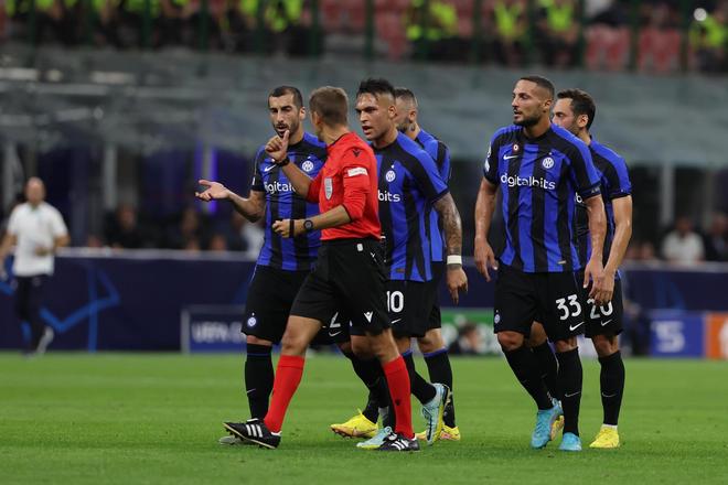 黄蜂官方：卡尔克布伦纳&康诺顿因伤本场不会回归