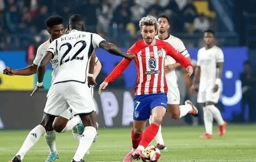 卡利亚里vs热那亚：米纳、塞巴斯蒂亚诺-埃斯波西托首发，马利诺夫斯基、洛伦佐-科隆博出战