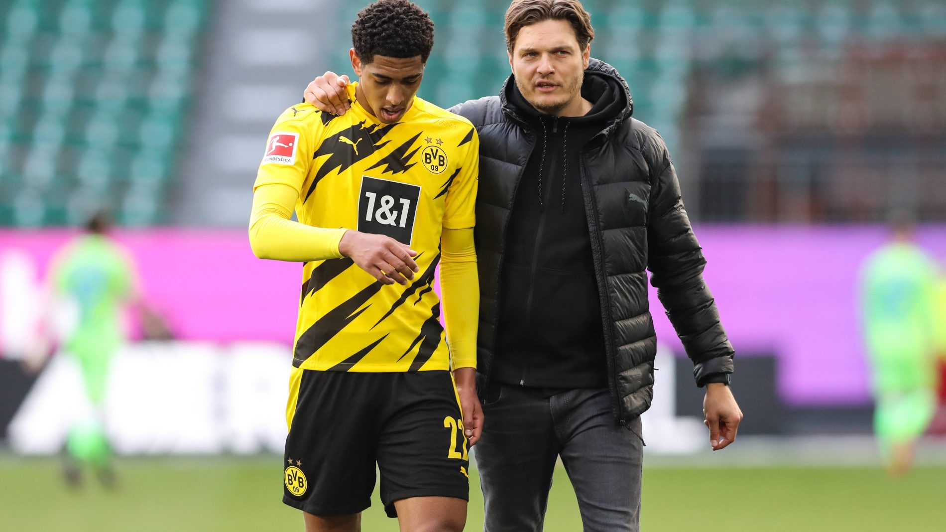 中超：上海海港3-2击败长春亚泰